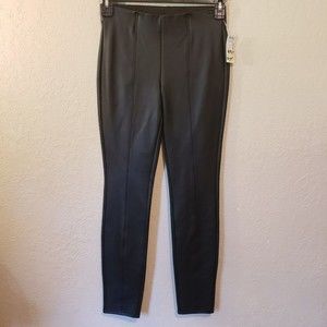Baccini Women's NWT Faux Leather Slim Leg Pants Sz Petite Small